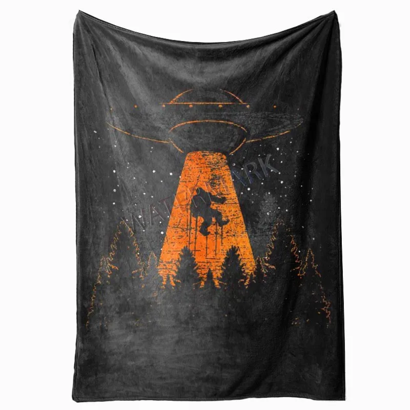 

Vintage style alien and Bigfoot pattern flannel blanket, soft, warm, machine washable, polyester sofa decorative blanket