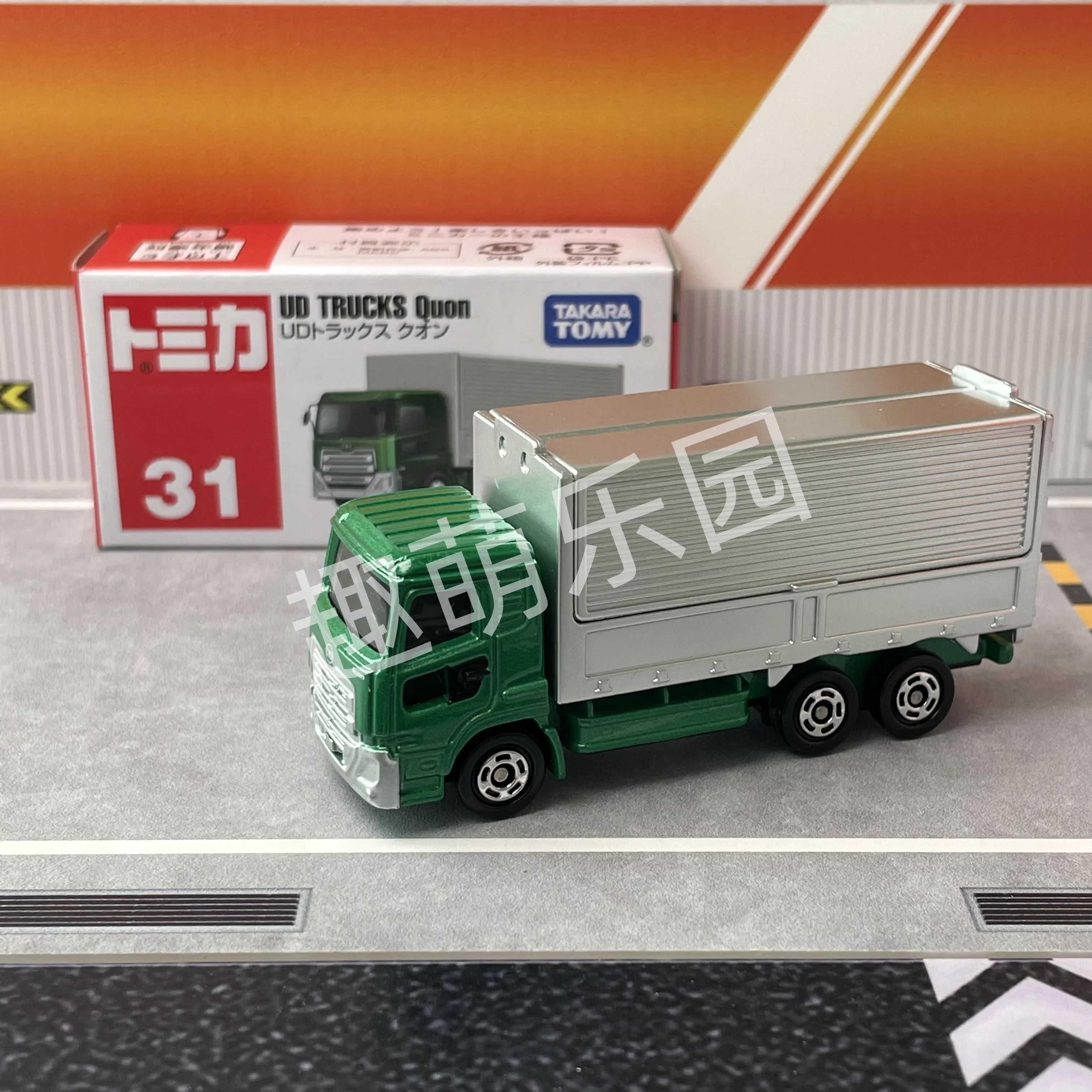 

Takara Tomy Tomica No.31 UD Trucks Quon Casting Static Alloy Car Vehicle Diecast Metal Mode Collection Display Boy Toy Gift