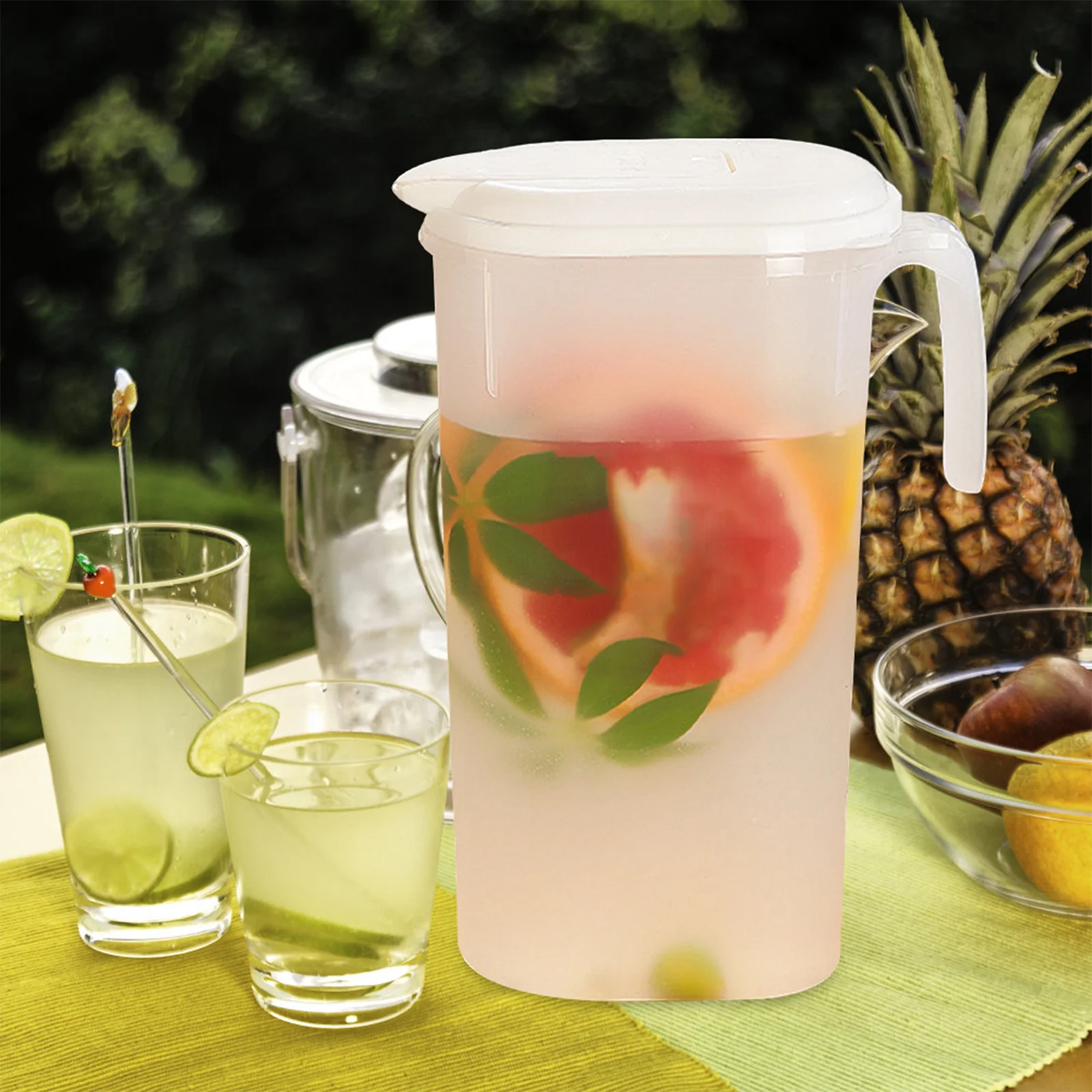 

High Grade Plastic Cold Water Jug Clear Elegant Design Refrigerator Safe Drink Pitcher for Home Kitchen Office