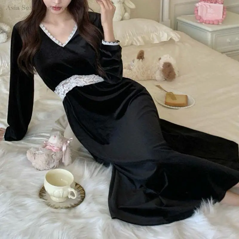 

Новая ночная рубашка во французском стиле, элегантный кружевной домашний халат с v-образным вырезом, женская осенне-зимняя бархатная одежда для сна, сексуальная ночная рубашка, одежда для дома