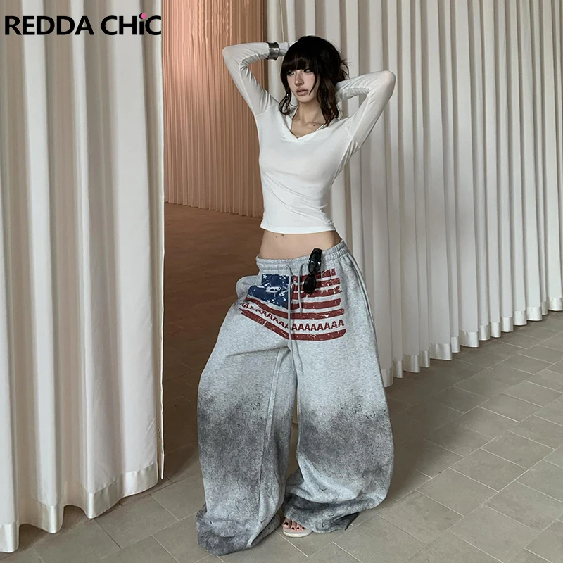 

REDDACHiC Retro American Flag Sweatpants Fleece Lined Oversize Pockets Elastic Waist Do Old Parachute Pants Casual Women Clothes