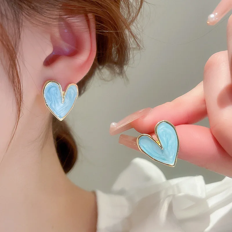 Pendientes de botón con forma de corazón para mujer y niña, aretes minimalistas de Color blanco, azul y morado, esmalte de amor coreano, estética