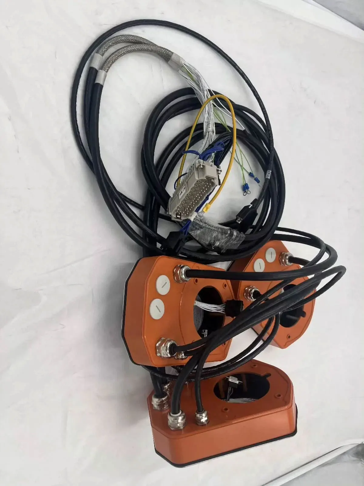Brand new 3HAC5958-1 3HAC8304-1 One Year Warranty