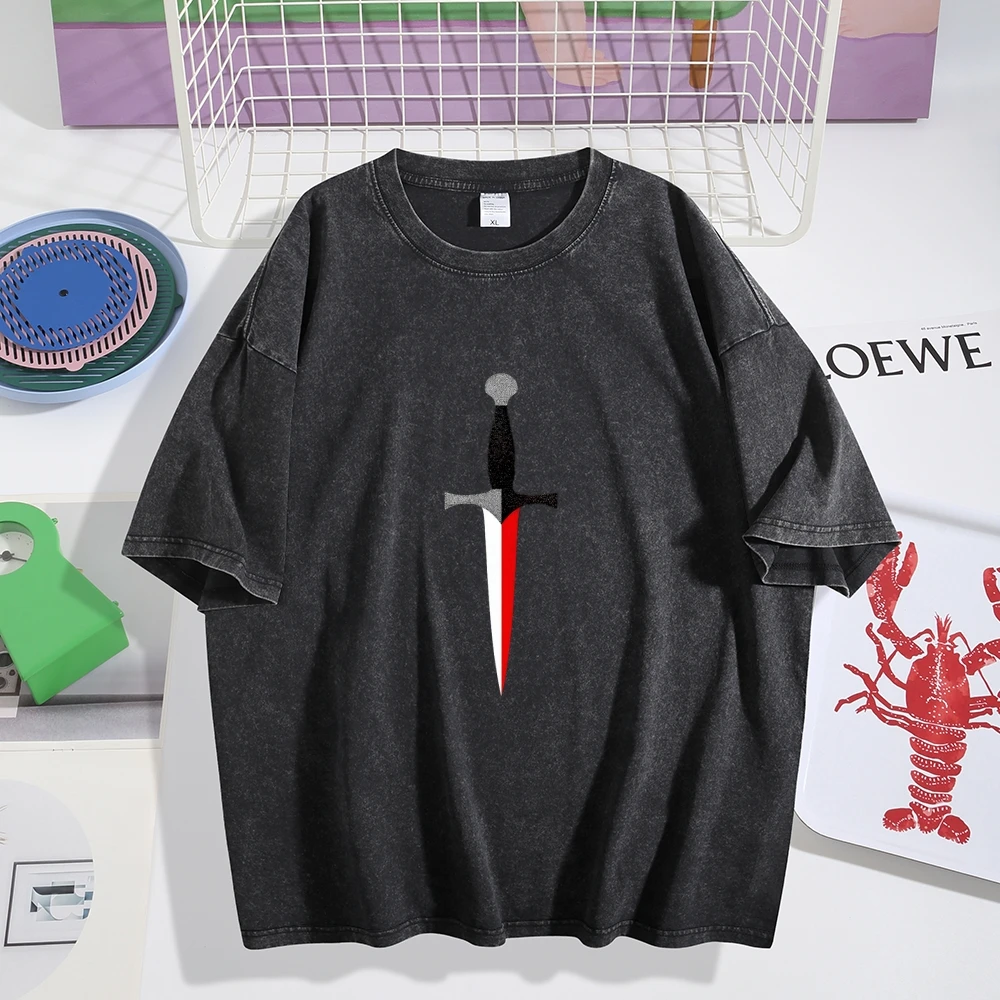 تي شيرت رجالي بنمط سيف فريد من نوعه - تي شيرت برسومات عصرية للرجال مثالي للتصفيف اليومي الرائع