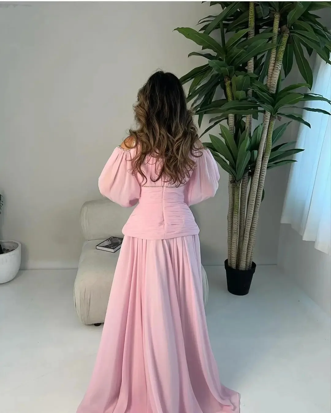 Elegant Long Sleeves O-Neck Prom Dresses Pleated Beadings Chiffon Floor Length Back Zipper Party Dresses Evening Dresses