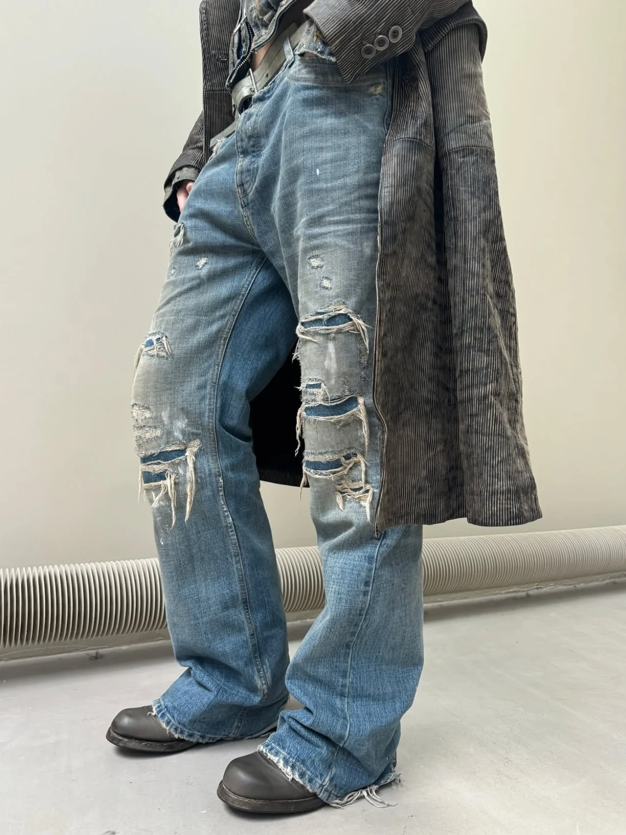 No Faith Studios Men's Boot Cut Denim Jeans mid Waist Washed out Spray Boro Thread Destroyed Patchwork Casual Cotton Jeans