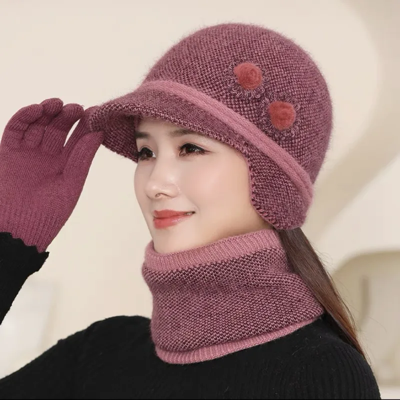 Рисунок 4 - Women's Hat And Scarf 2 Piece