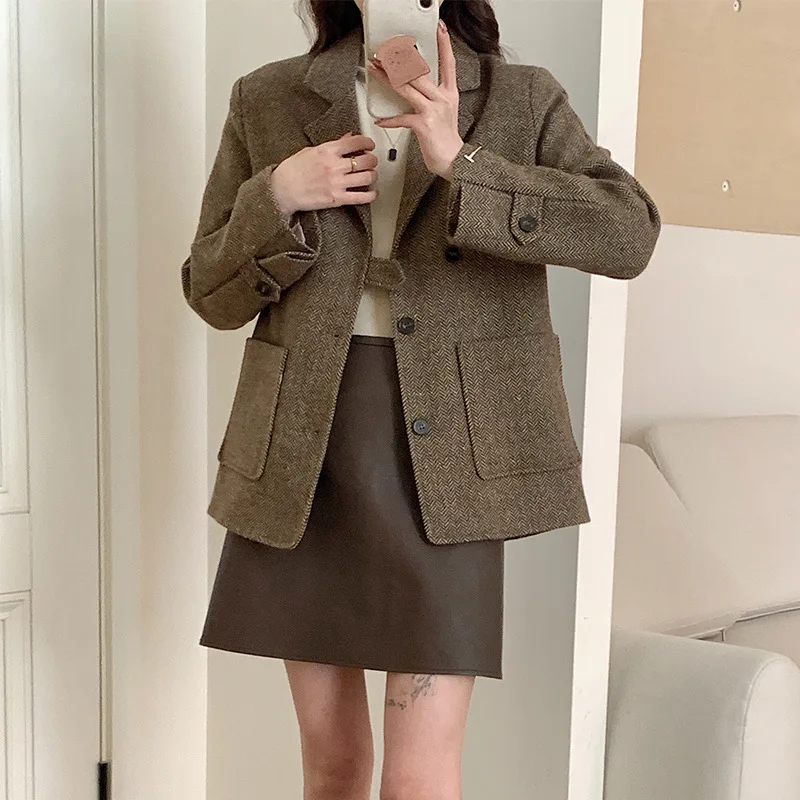 

2023 autumn and winter new retro literary style suit top coffee herringbone pattern wool woolen coat women