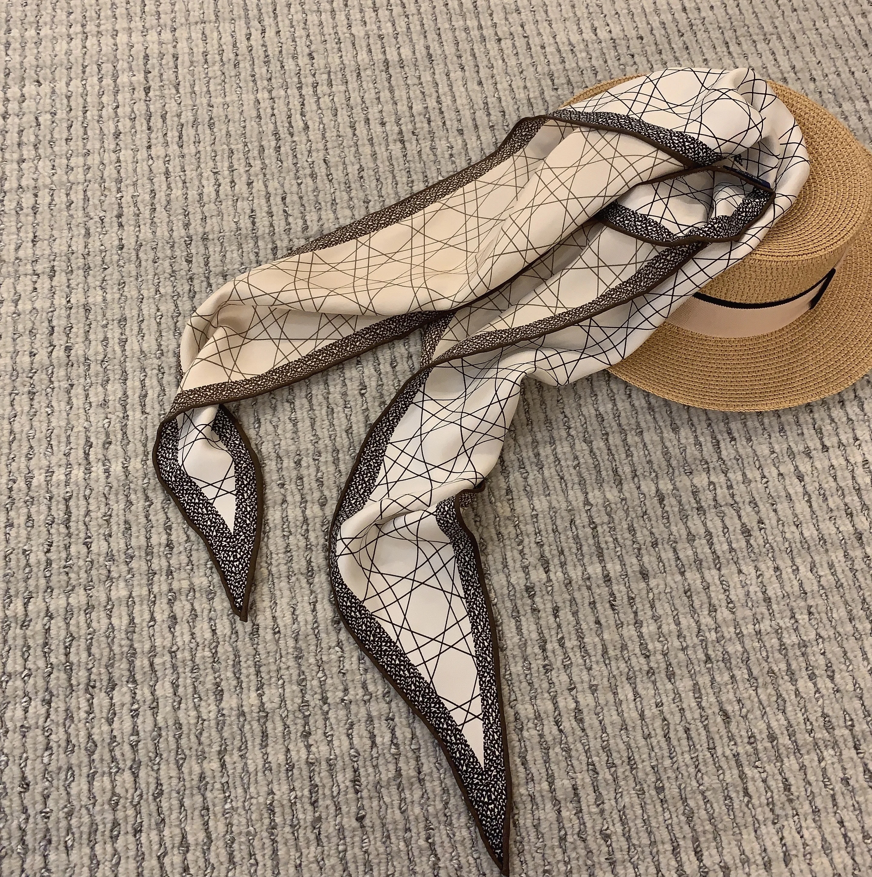 sciarpa-di-lusso-in-seta-a-doppia-faccia-seta-pana-motivo-a-diamante-21-momme-accessorio-di-moda-leggero-per-tutte-le-stagioni