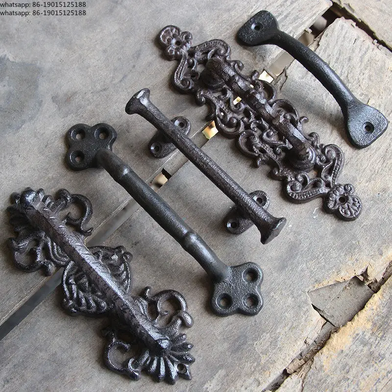 European retro old-fashioned outdoor courtyard garden wooden door cabinet door decoration forged iron handle lock buckle