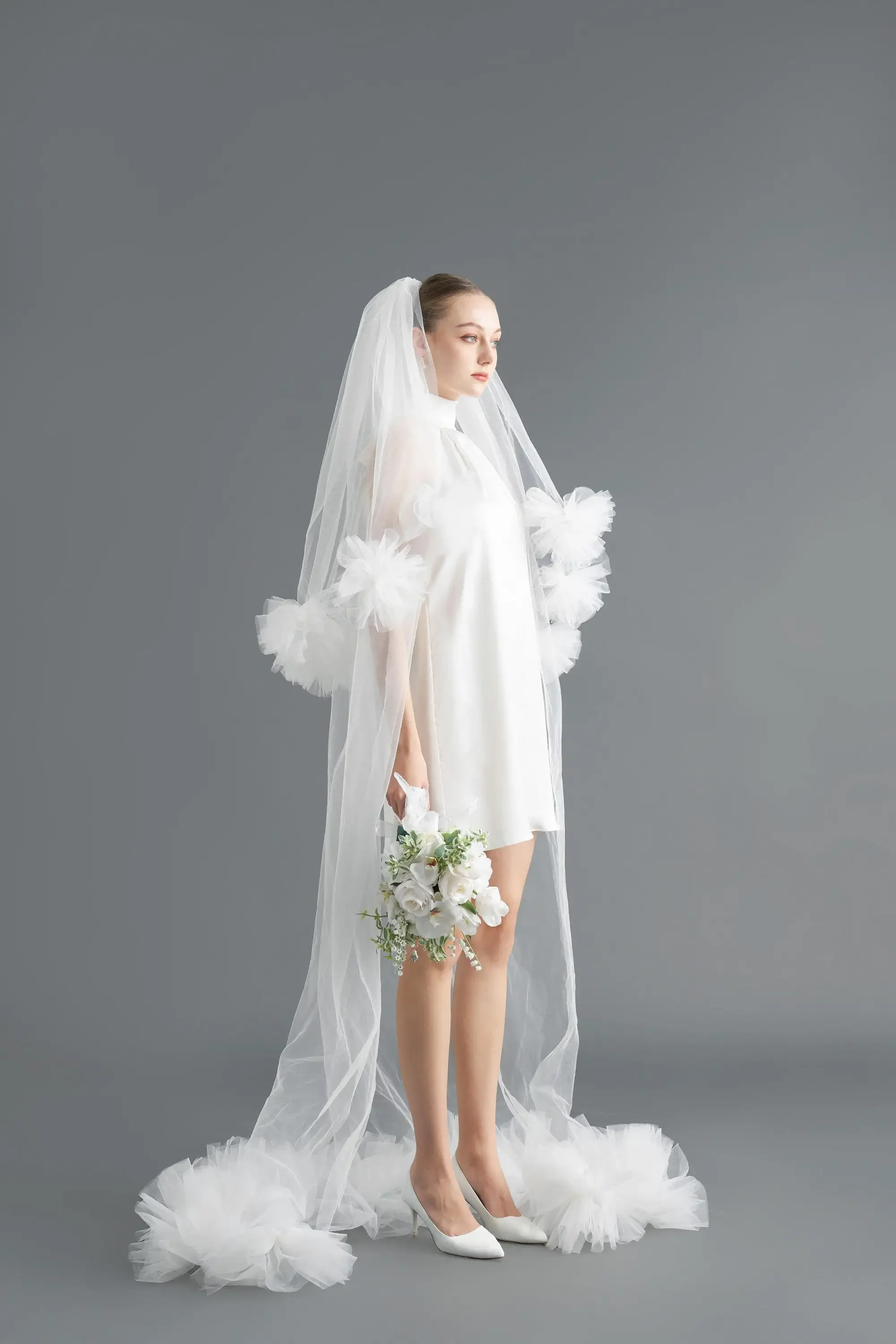 Puffy Long Wedding Veil Two Layers Tulle Ruffles Custom Made Elegant Bridal Veil with Comb Hair Accessories