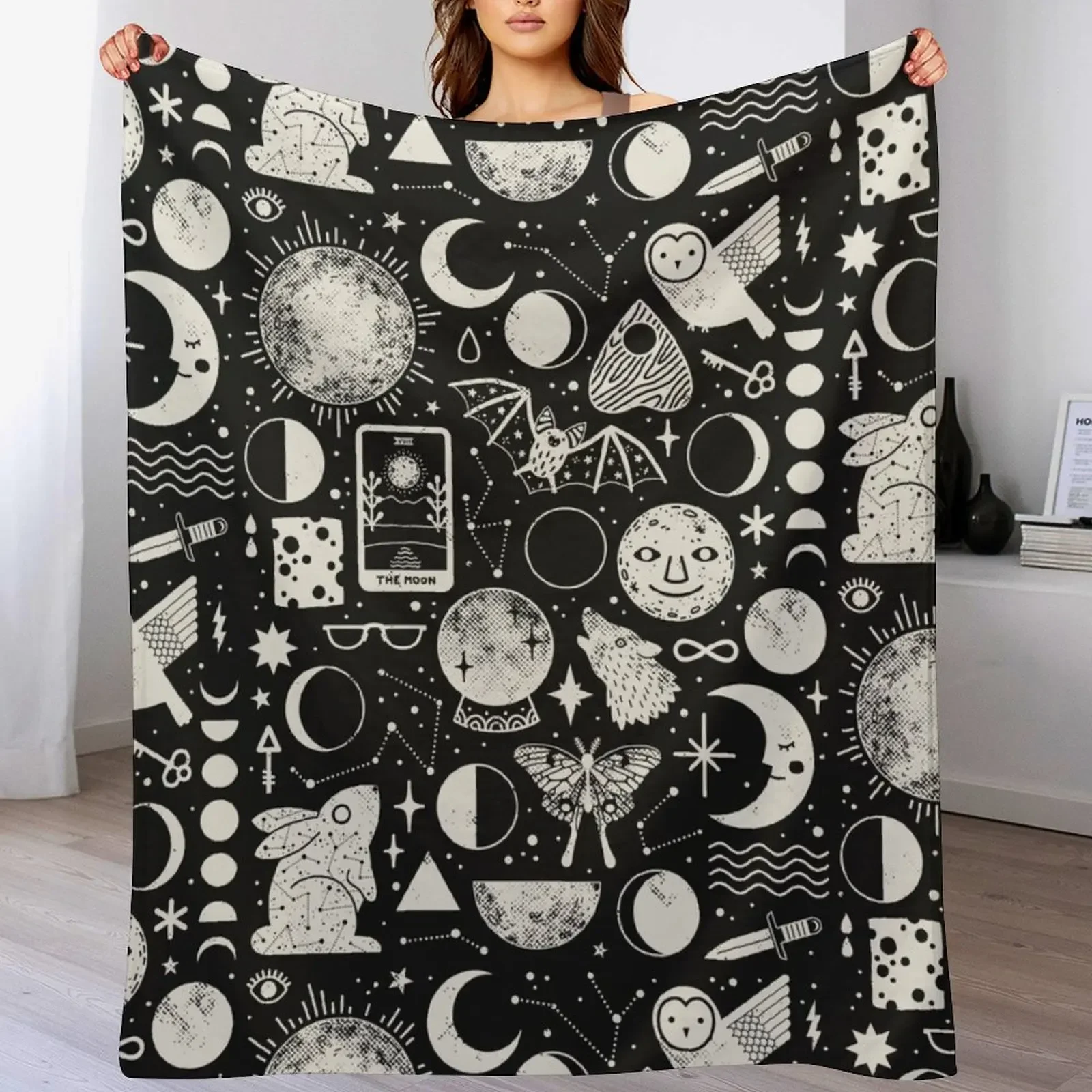 Lunar Pattern: Eclipse Throw Blanket Fuzzy Plush Throw Blanket for Sofa Chair