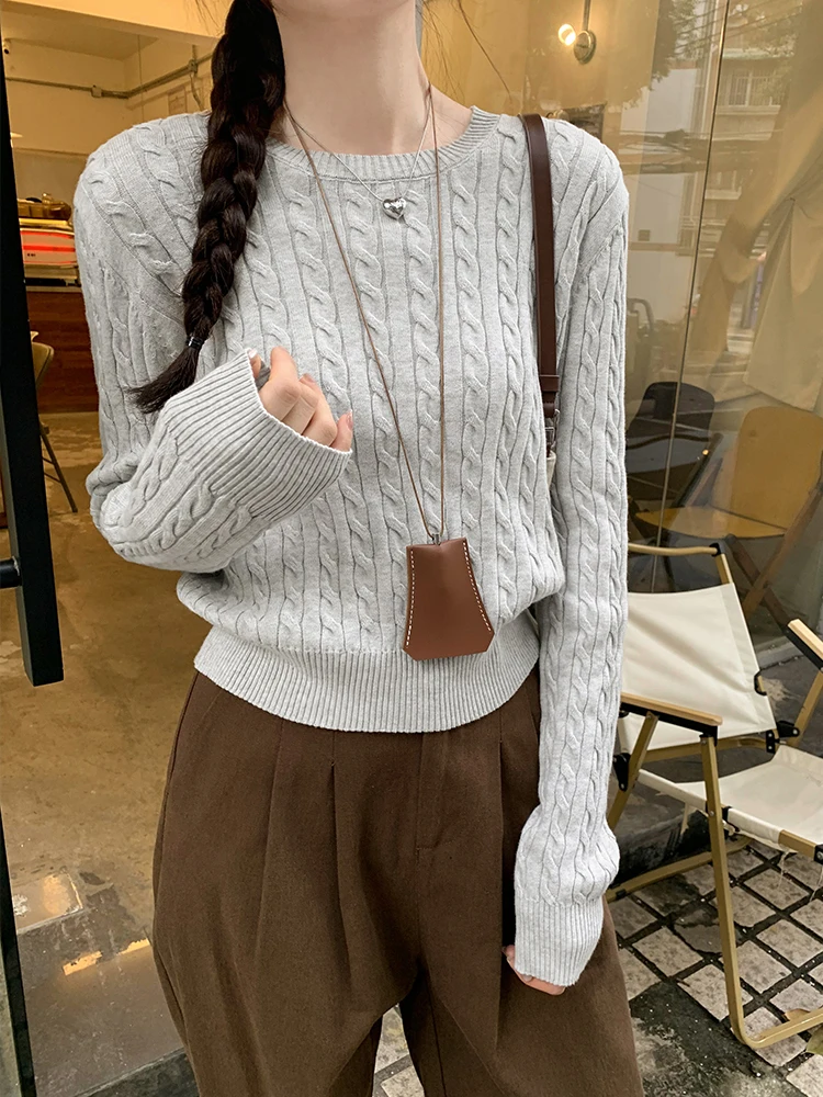 

Grey Pure Cotton Knitted Short Sweater round Neck Pullover Women's Slim Fit Base Layer Top Spring 2026 Commute Style Fashion