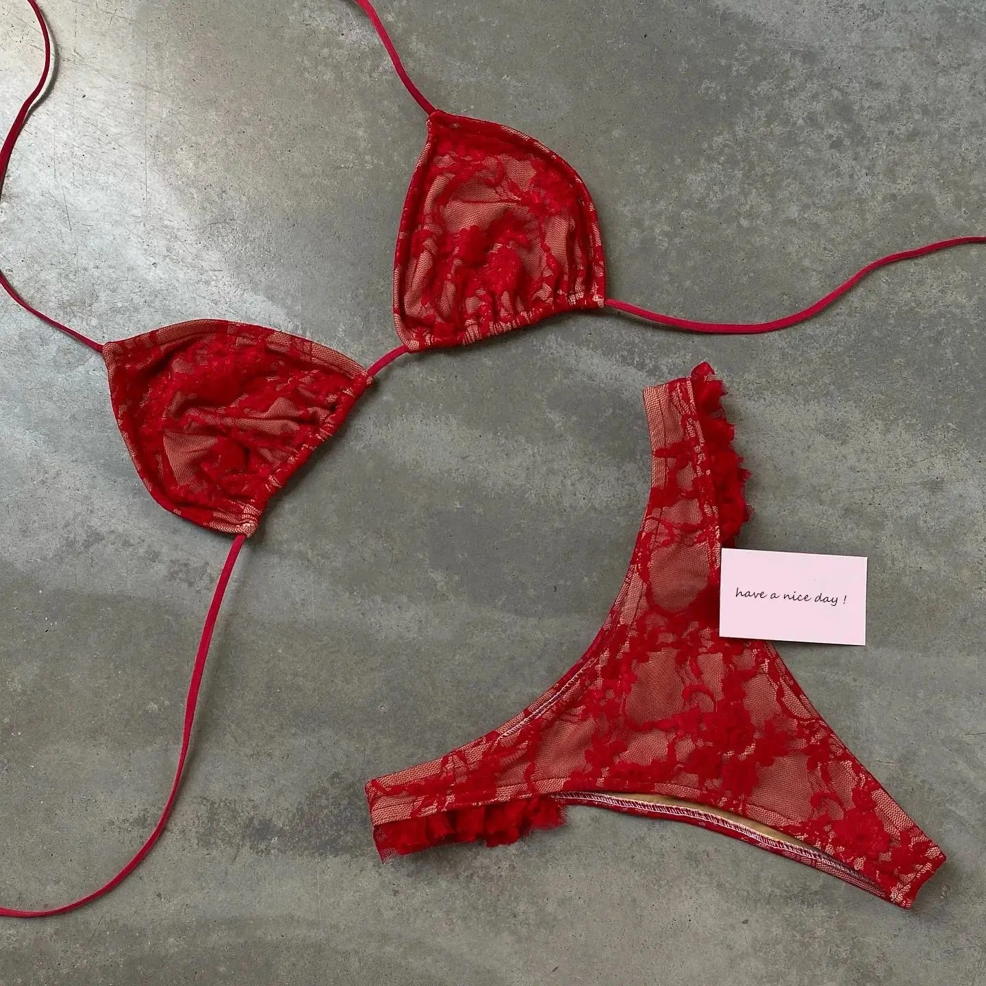 المرأة مثير ملابس سباحة نسائية صغيرة الدانتيل البرازيلي ثونغ Biquini مجموعة بلون بحر 2025 العصرية الإناث المايوه