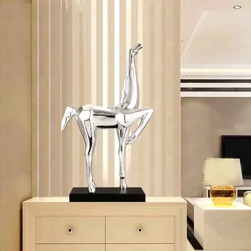 

Abstract Horse Sculpture Ornament, Creative Craft Statues, Room Decor, TV Cabinet Office Desktop Decoration, Nordic Artwork Gift