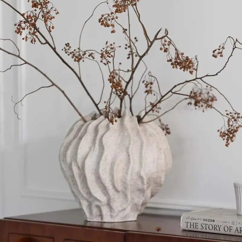 Modern eco-friendly ceramic luxury bedroom tabletop vase opaque glaze handmade