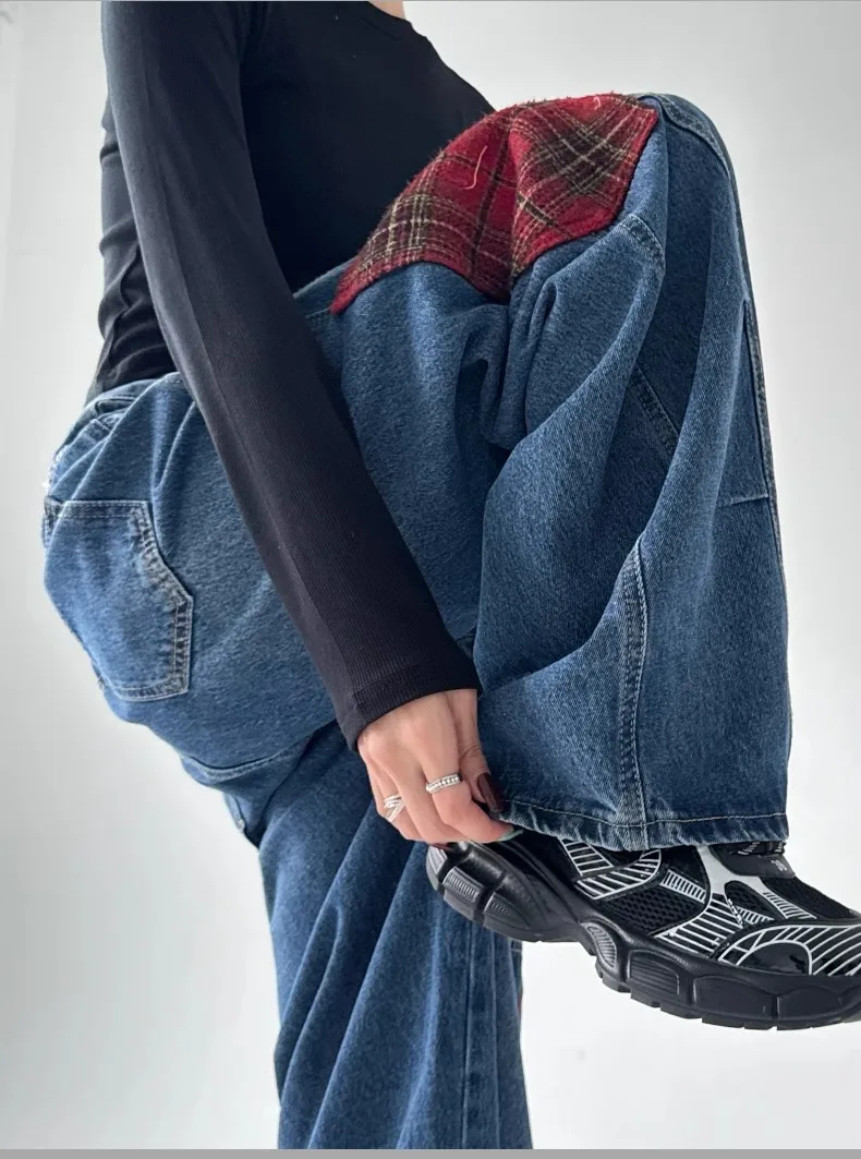 Women's Blue Contrasting Plaid Pocket Splicing Scimitar Jeans Street American 2025 New Wide-Leg Large Pocket Work Pants Trendy