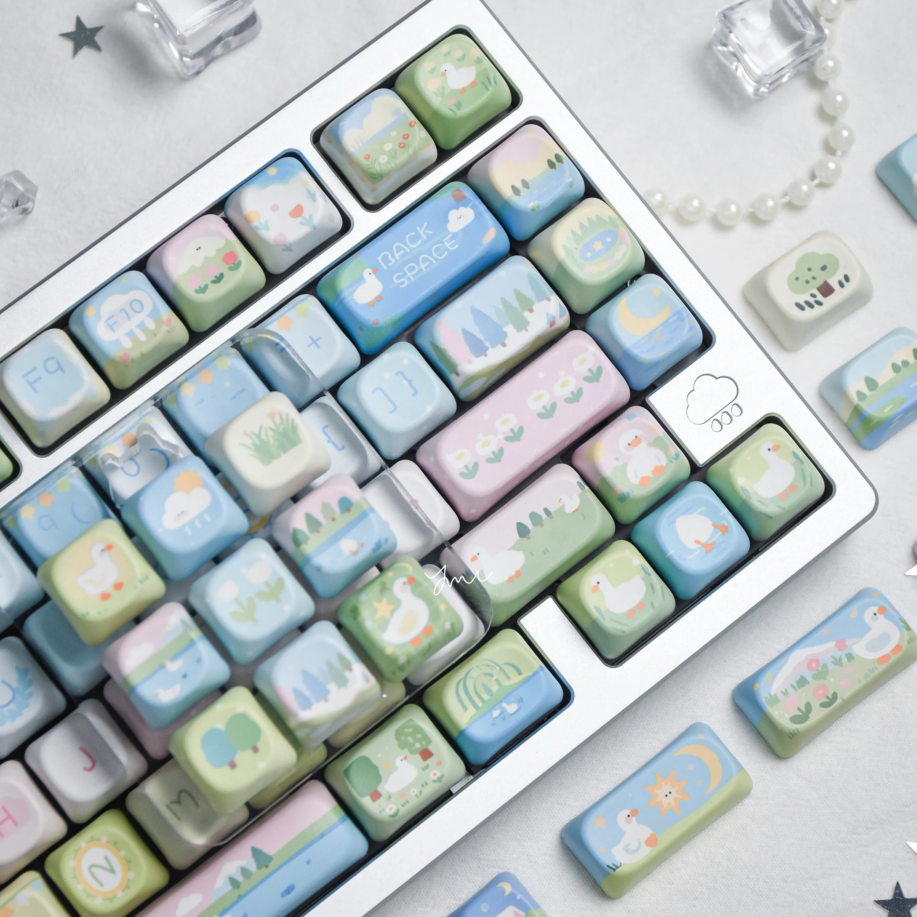 MAIMOOO Lakeside Duck Keycap Korean/Russian/Thai MOA Cherry Profile PBT Hand-drawn Style Cute Keycaps for Mechanical Keyboard