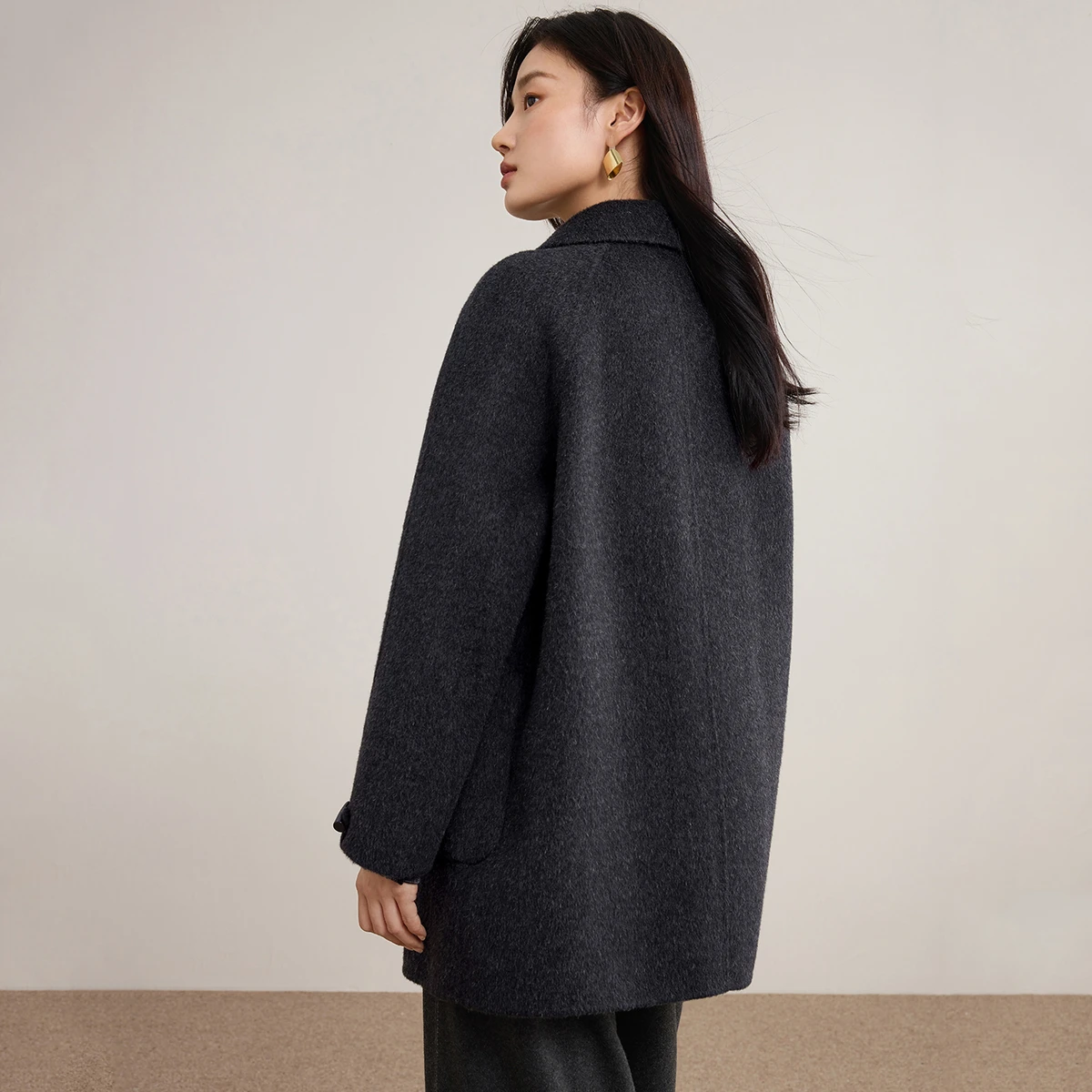 SENTUBILA 100% Wool Women's Lapel Coat with Horn Buttons Loose Fit Overcoat 2025 Winter Warm Elegant Long Sleeve Coat W54OC8770