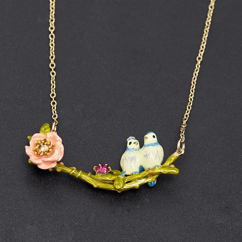 

Fashion New Design Sense Camellia Enamel Glaze Blue Tit Two Birds Pink Flower Twig Love Pendant Collarbone Necklace for Women