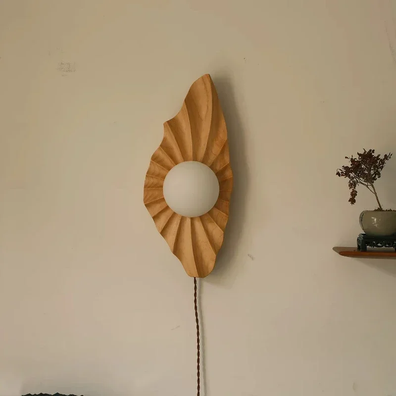 Industrial Vintage Withered Leaves Bulb Shaped LED Wall Lamps Art Creative Lustre Lights for Bedroom Home Decoration Chandelier