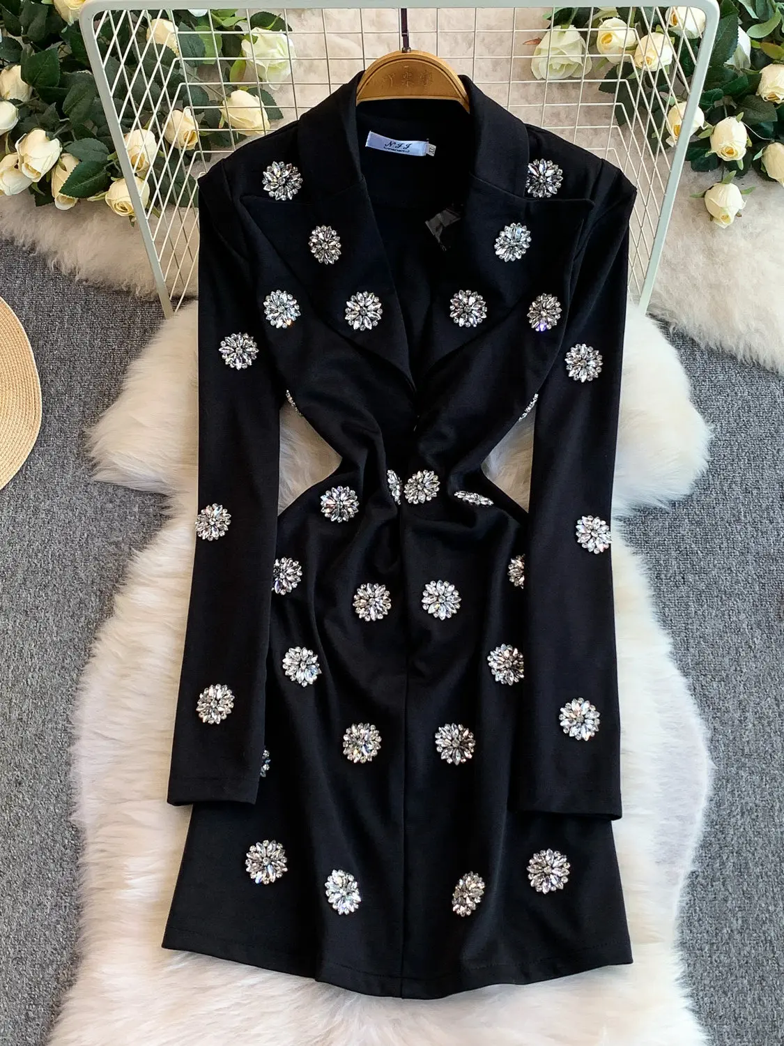 

Женское сексуальное вечернее платье с застежкой-молнией, вырезами на лацканах, декорированное стразами, приталенного кроя, для торжественных мероприятий