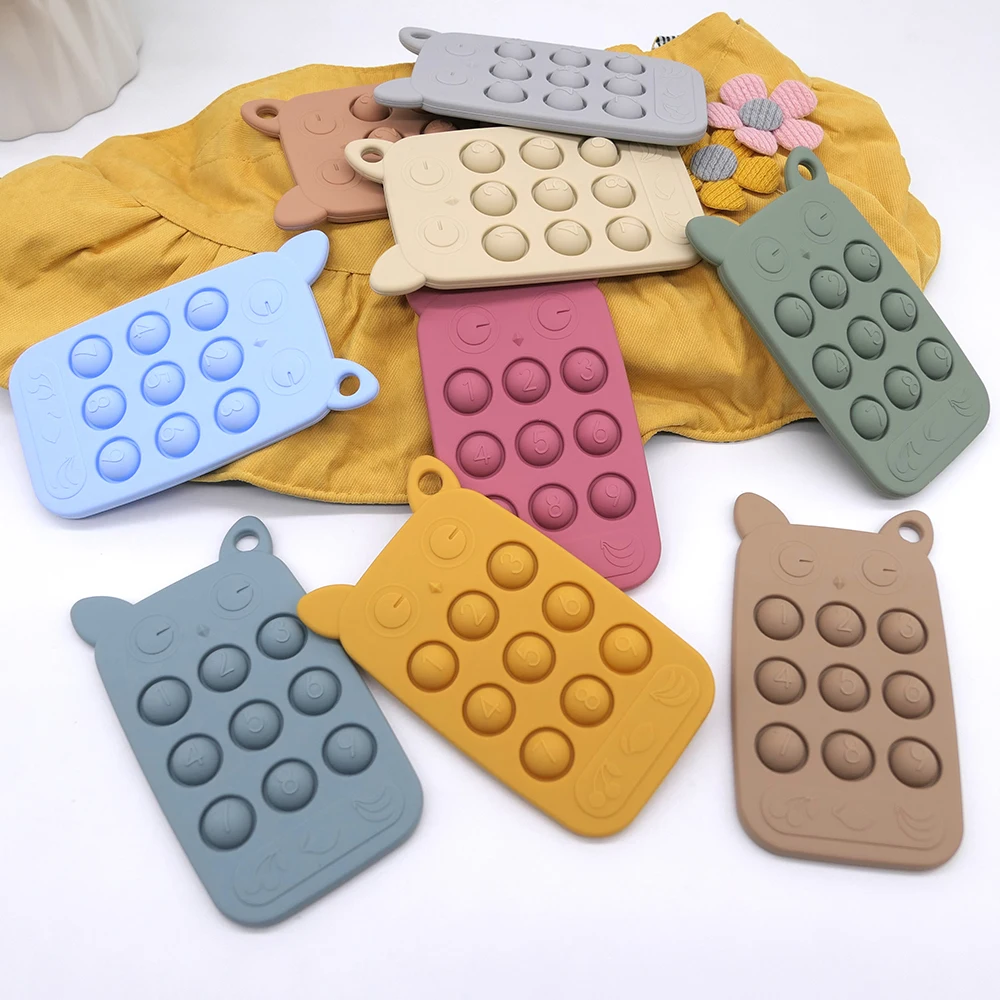 Massaggiagengive telecomandato in silicone per bambini Periodo dell'appetito orale del bambino Lenitivo telecomando Dentizione morsi Giocattoli in silicone