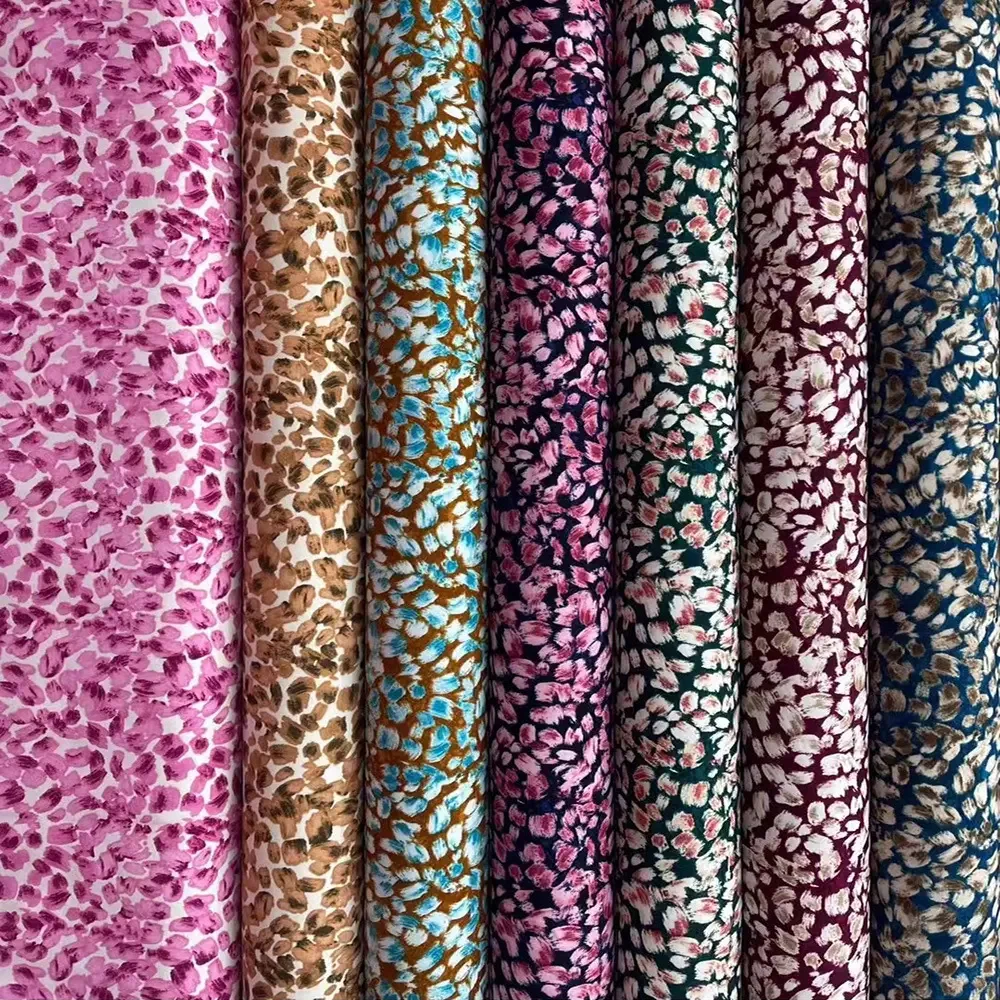 

Wholesale Comfortable 30s 45s Viscose Print Fabric 100% Viscose Floral Printed Rayon Fabric For Women Dress