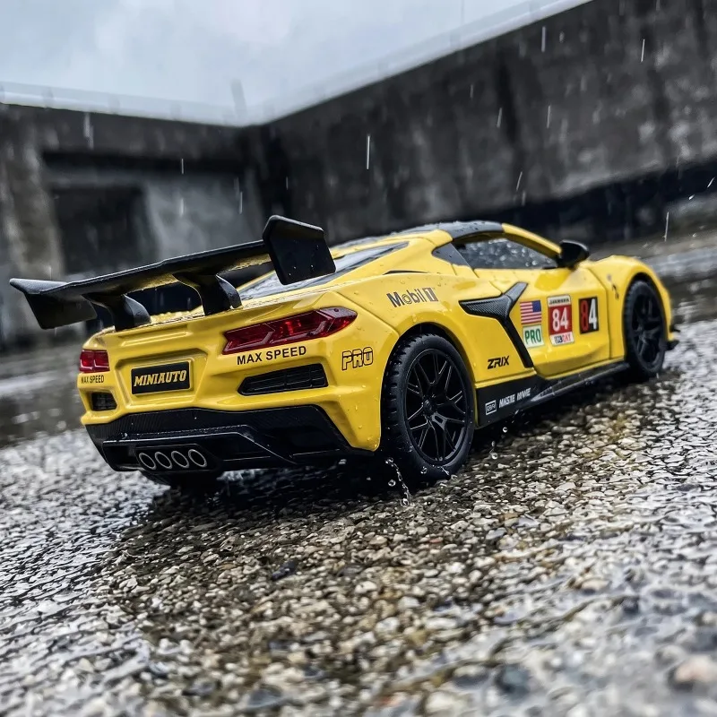 1:32 Chevrolet Corvette C8 GT3 Racing Edition American Flagship GT3 Track Supercar Alloy Diecast Model Car Home Trendy Birthday