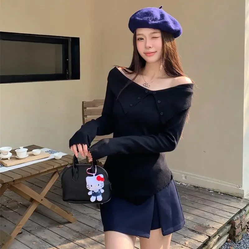 النمط الفرنسي خارج الكتف تريكو المرأة ربيع الخريف تصميم غير منتظم الإحساس معطلة سترة قميص صغير #1