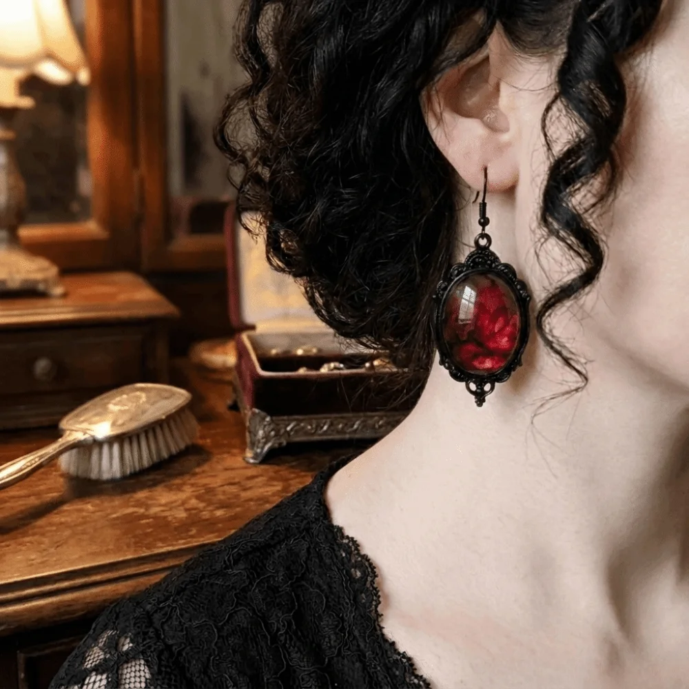 Oval Shape Gothic Resin Earrings Black Frame Blood Red Halloween Dangle Earrings Lightweight Hollow Frame Drop Earrings