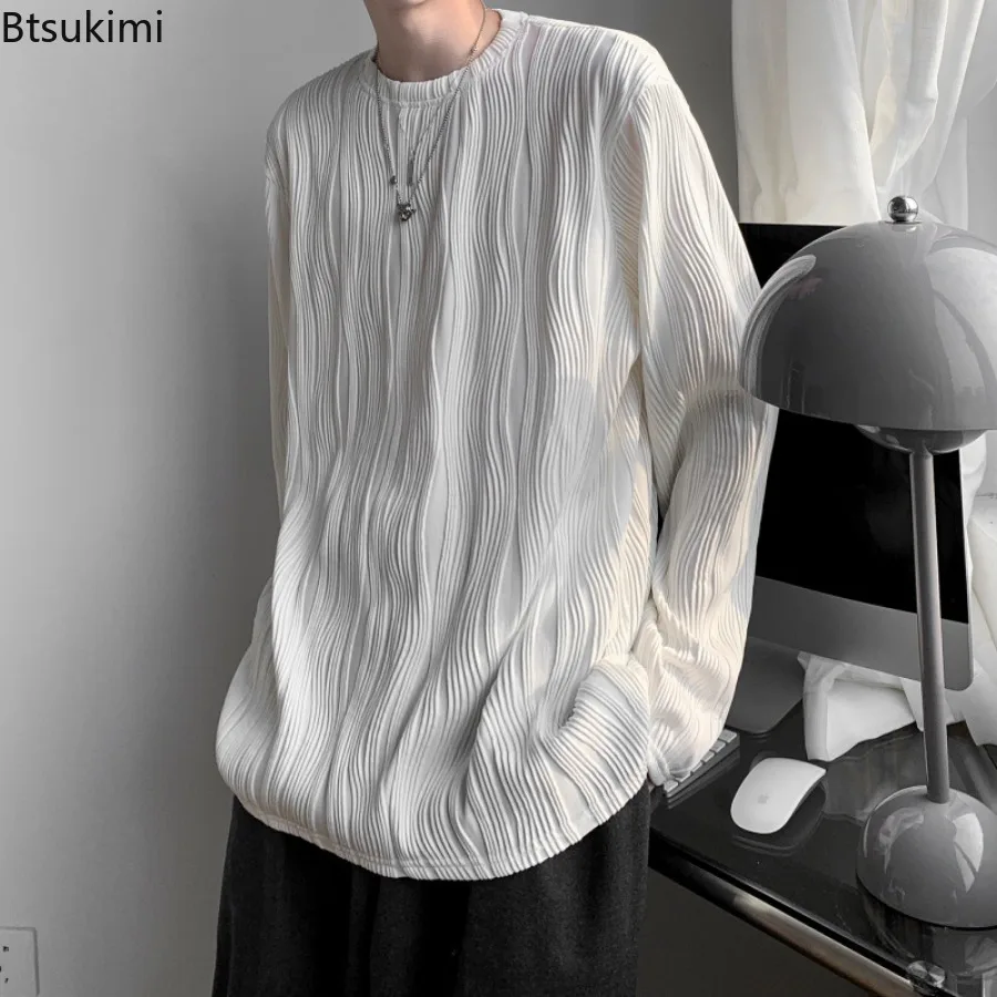 2026 Men's Fashion Fold Solid O-neck T-shirts Spring Autumn Long Sleeve Loose Casual Tops Korean Style Hip Hop Street Tees Male