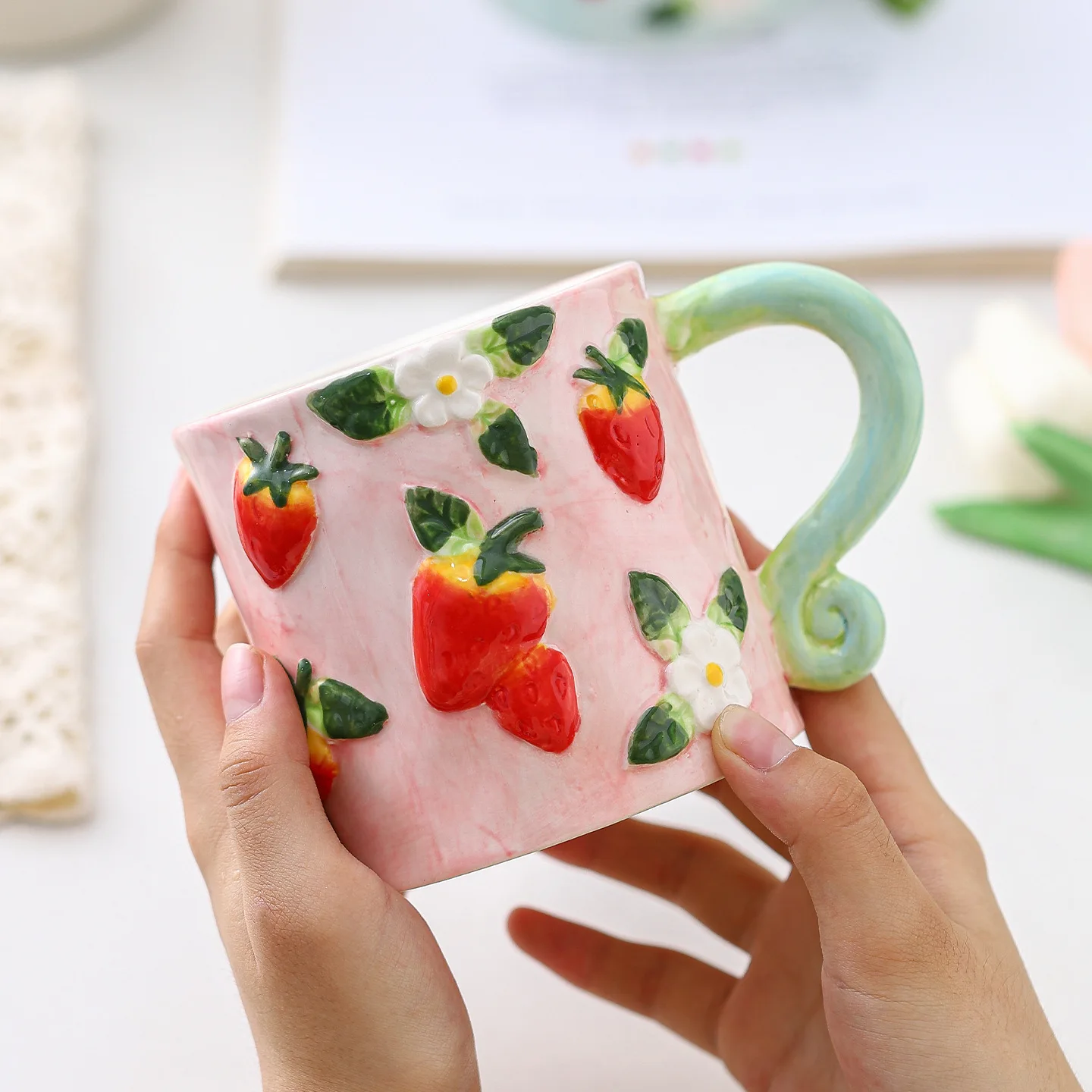 

3D Strawberry Cute Ceramic Mug, Girl Heart Hand-painted Mug, Large Capacity Creative Home Breakfast Coffee Cup Drinkware
