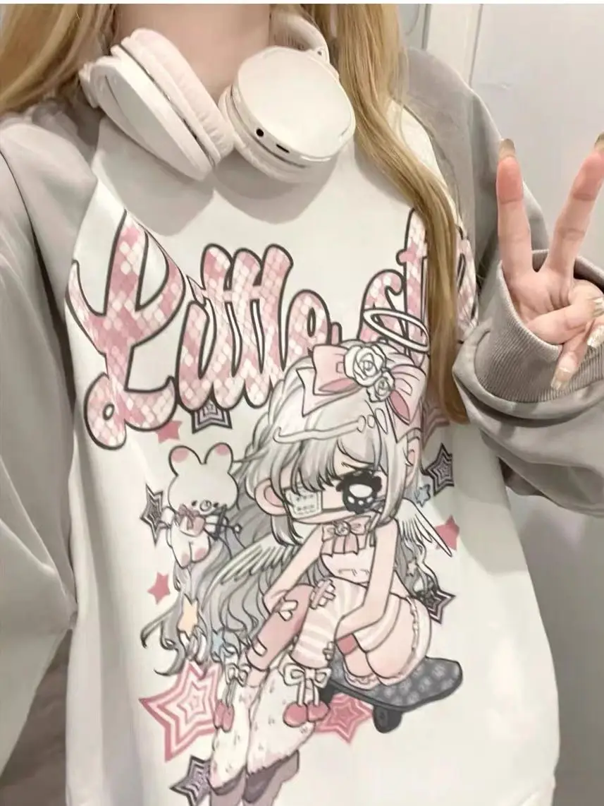 Camicetta a maniche lunghe stampata con cartoni animati giapponesi T-shirt Y2K dolce e ampia Top da donna anime