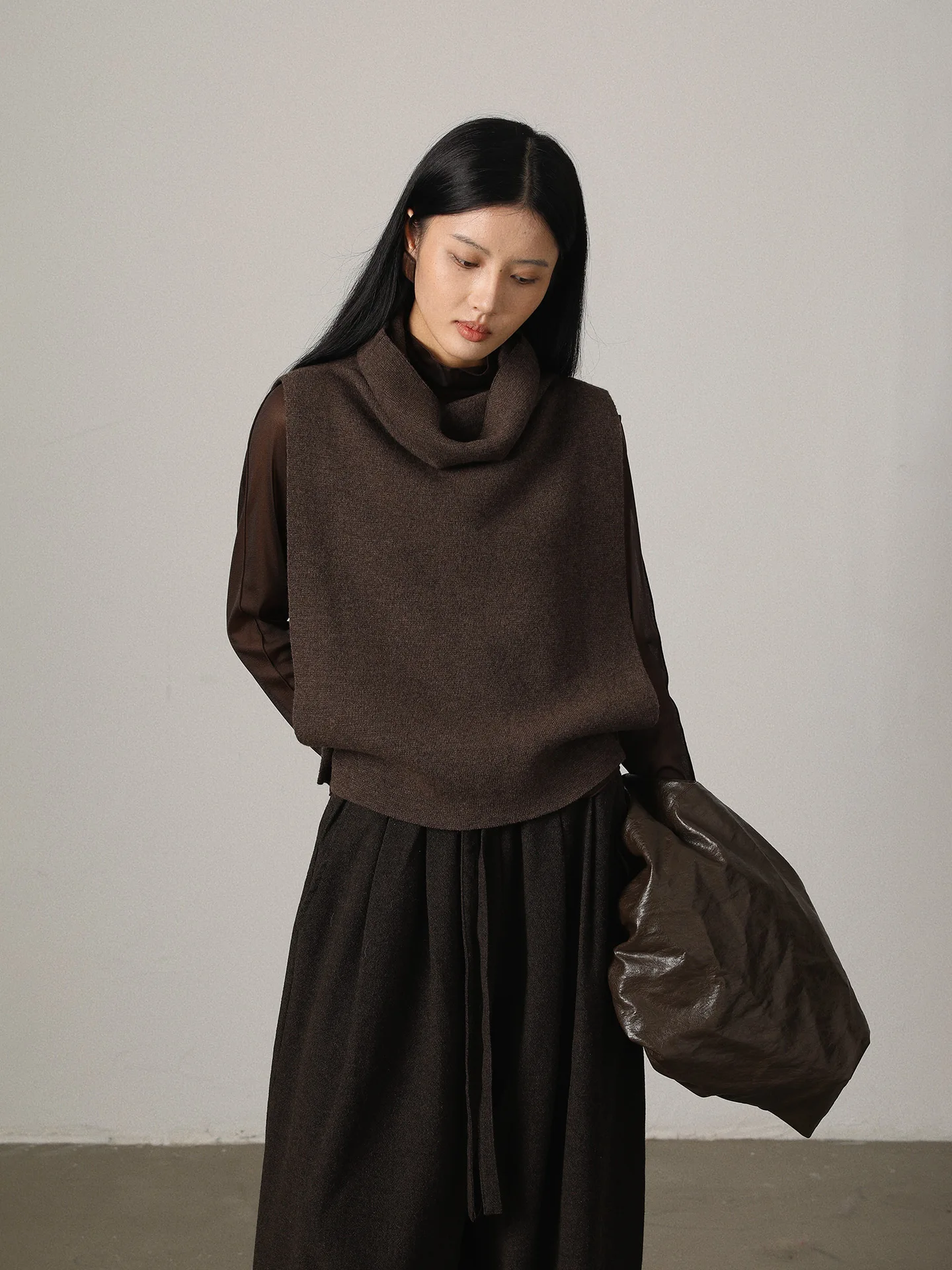 

Вязаный жилет Vimore Camere: Теплый, модный, свободный крой, многослойный дизайн, для повседневной носки