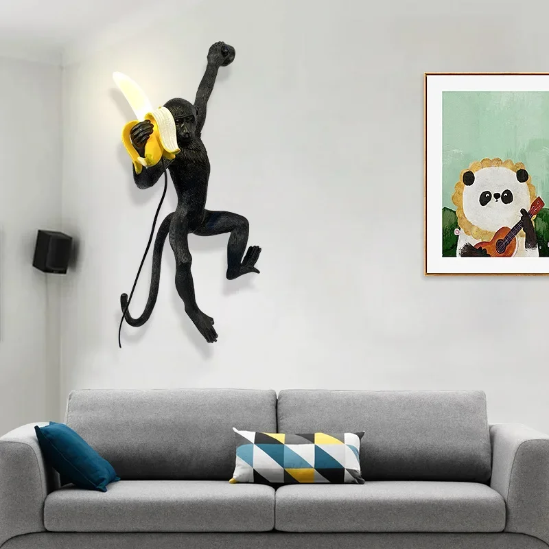 Modern Creative Industrial Style Animal Monkey Banana LED Wall Lamp Suitable For Living Room Restaurant Bedroom Furniture Decor