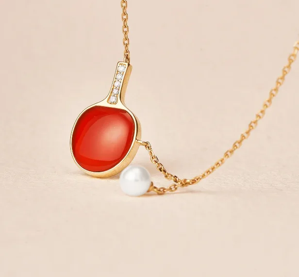 

Table Tennis Racket Red Enamel Drop Glaze Pearl Pendant Fashion Everything Necklace Luxury Luxury Clavicle Chain Hoodie Chain