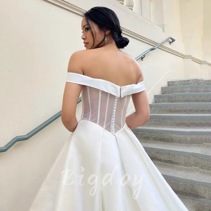 Elegant V-Neck Wedding Dresses Women Open Back Off The Shoulder Satin Bridal Ball Gown Sweep Train Vestidos De Noiva Customized