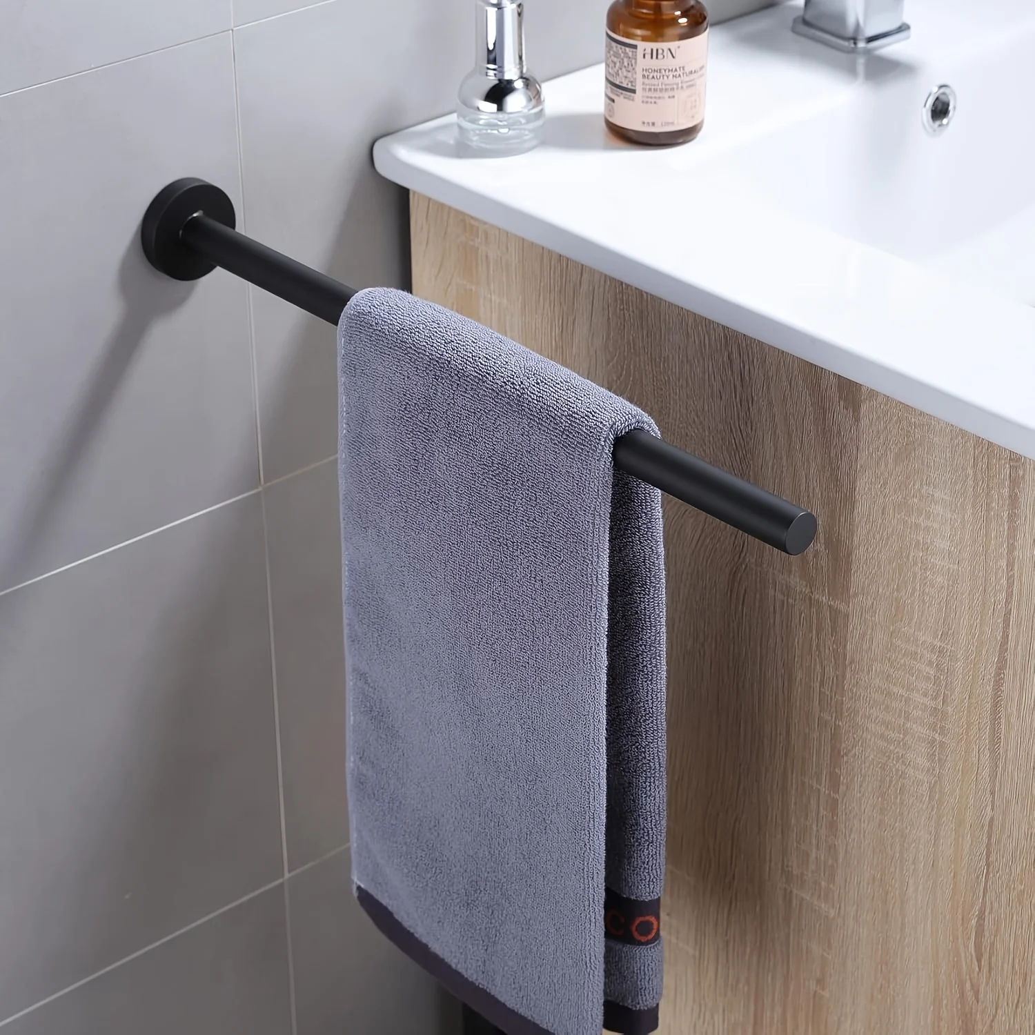 Stainless Steel Towel Bar Bathroom Wall-Mounted Towel Rack 40CM Long Towel Rack Black Silvery Optional Towel Bar Rack