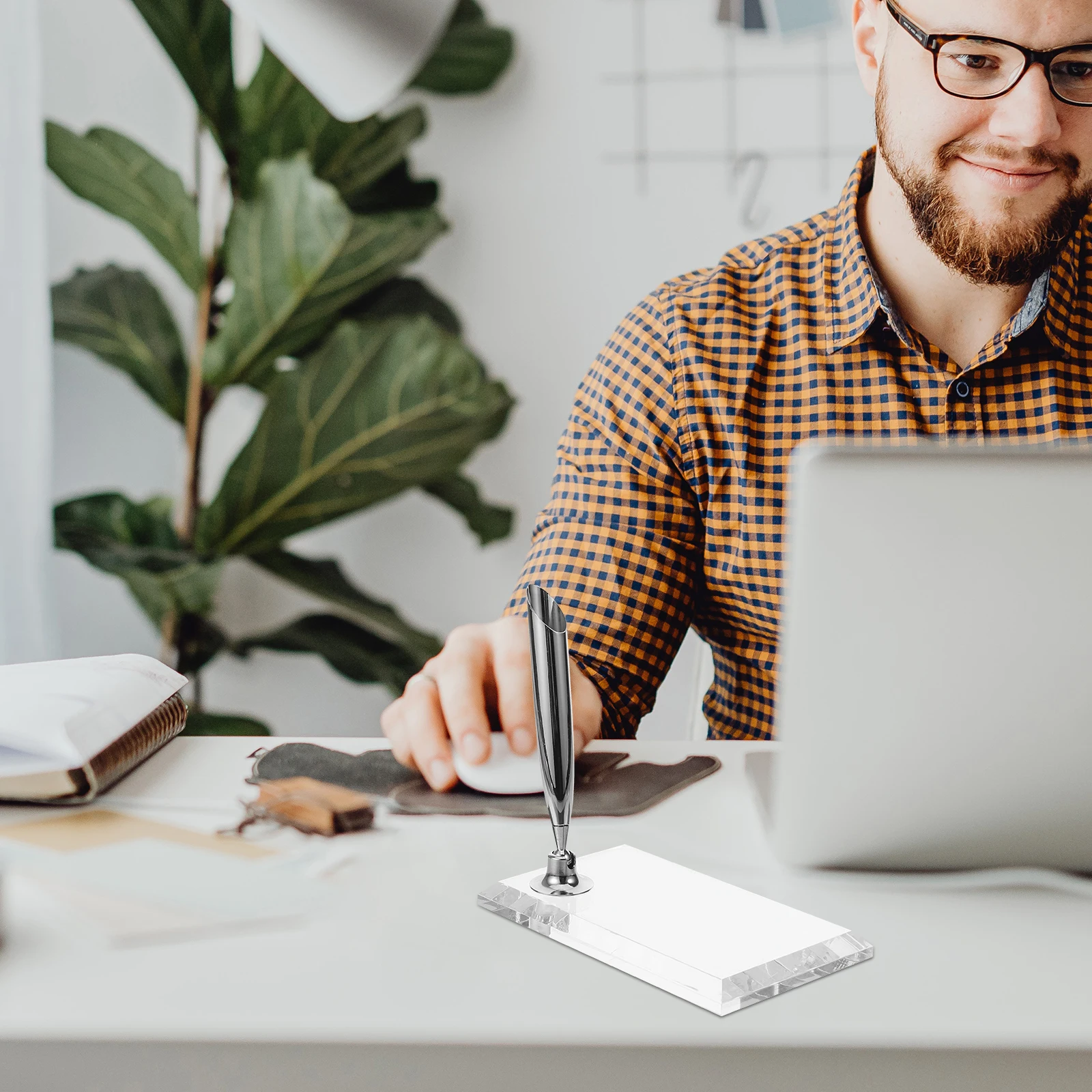 

Dipped Pen Holder Acrylic Single Stand Silver Desk Office Accessories Quill Support Study School Library Canvas Painting