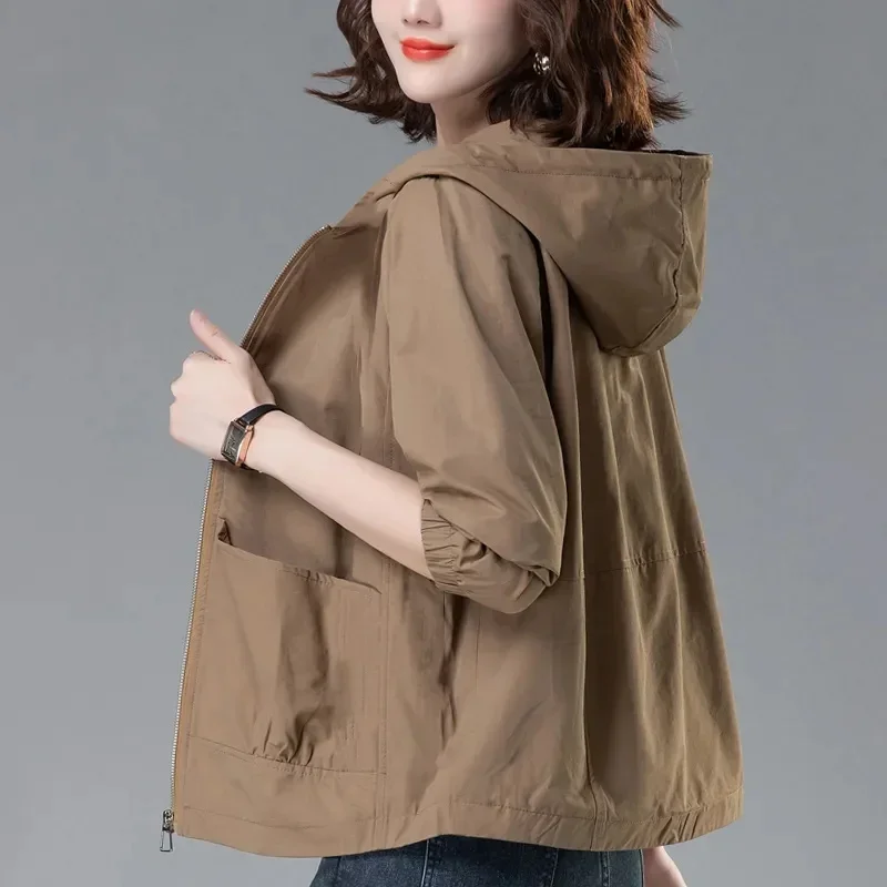 

Spring Autumn Women New Short Coat Fashion Hooded Casual Korean Casual Mom Windbreaker Famale Jacket Loose Outerwear Tops