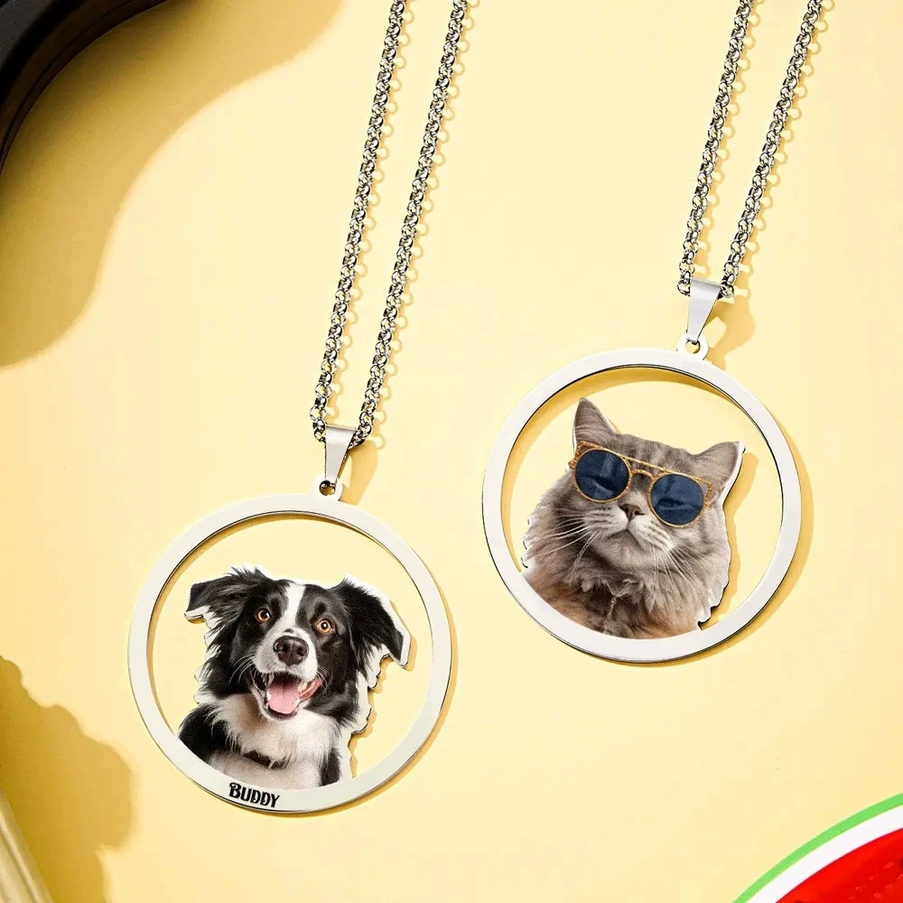 

Personalized Custom Photo Pet Necklace Stainless Steel Circle Pendant Sentimental Memorial Jewelry for Pet Lovers