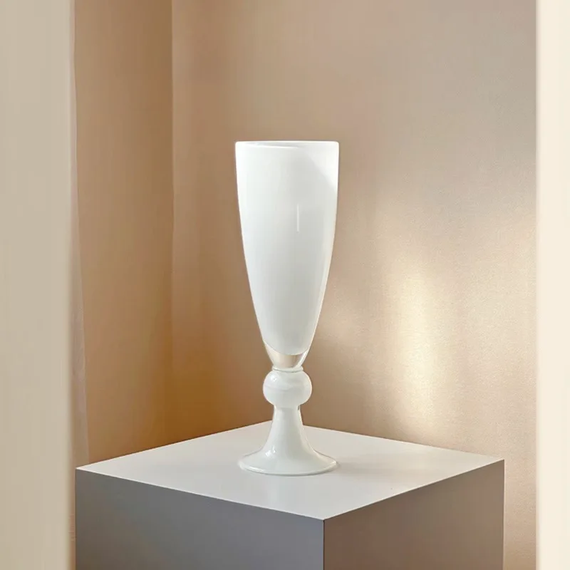 

Ваза, художественный дизайн, французская средняя древняя стеклянная ваза, свет, роскошная, для пожилых людей, для гостиной, настольного дома, крыльца, украшения