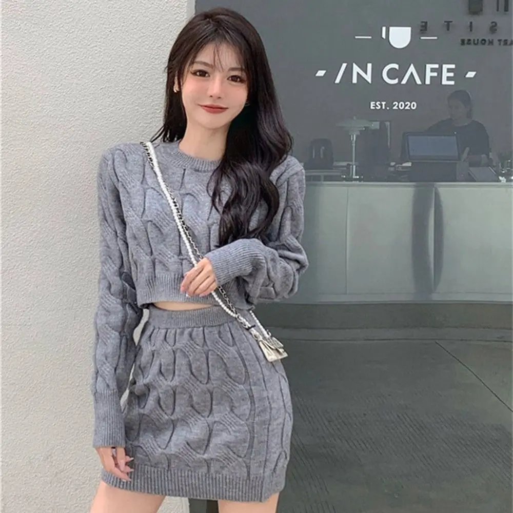 Setelan Sweater Streetwear, rok pembungkus lengan warna Solid, tebal, lengan panjang, Sweater keinginan pendek, rok pinggul ramping pinggang tinggi, pakaian rajut