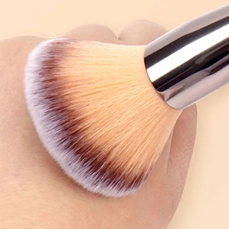 مجموعة فرش مكياج مكونة من 10 قطع بلون الشمبانيا الذهبي - درجة احترافية بما في ذلك كريم الأساس وبودرة أحمر الخدود وخافي عيوب البشرة وظلال العيون #3