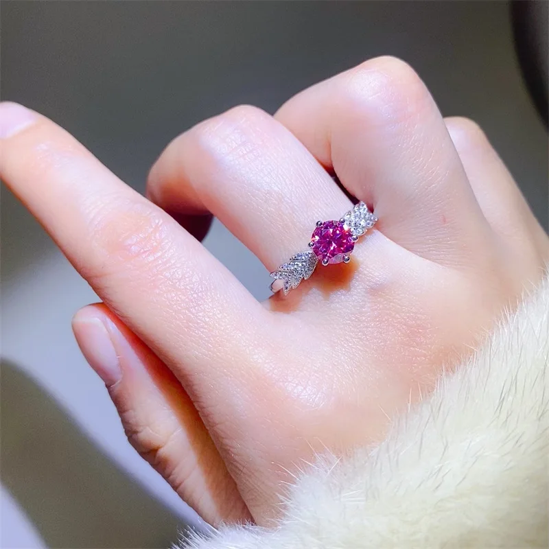 French Romance Pink Diamond Six-Claw Ring For Women 1ct Moissanite PT950 Platinum French classic style, retro and timeless