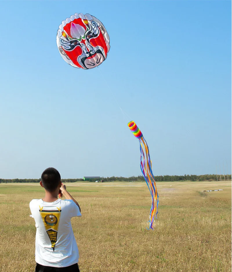 Darmowa wysyłka Pekin opera latawce dla dorosłych tradycyjne latawce Weifang latawce fabryka nadmuchiwany latawiec pokazowy windsurfing spadochron