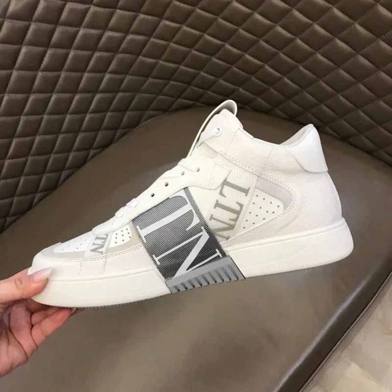 أحذية رجالية فاخرة عالية الجودة من الجلد عالية الجودة كاجوال، أحذية رياضية بأحرف ملونة أحذية رجالية من Golden Goose أحذية رجالية