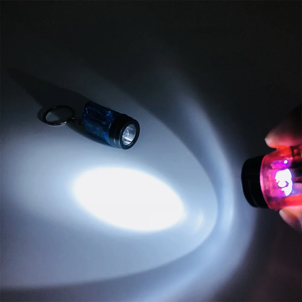 Mini Flashlight Key Chain Battery Light LED Small Miner\'s Lamp Keyrings Pocket Flashlight Outdoor Emergency Mini Lamp