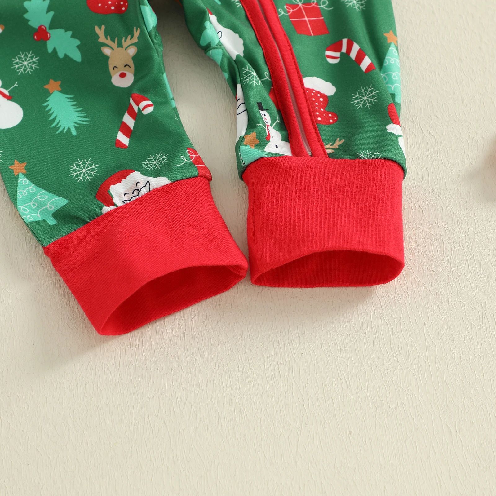 0-12 Months Baby Christmas Romper Reindeer Santa Print Zip Up Long Sleeve Round Neck Jumpsuit